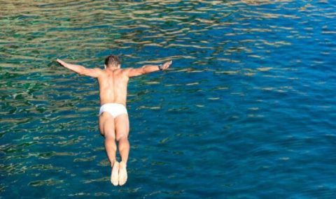 How (not) to Drown, even if You Can Swim? Safety Lessons from the US Coast Guard