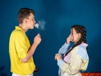 Dealing with Vaping in Schools is Very Difficult: What Students and Teachers Say
